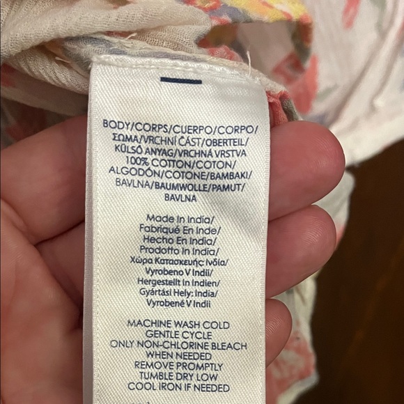 Chaps Women's Floral Blouse - White and Coral Medium 100% Cotton - Picture 6 of 9